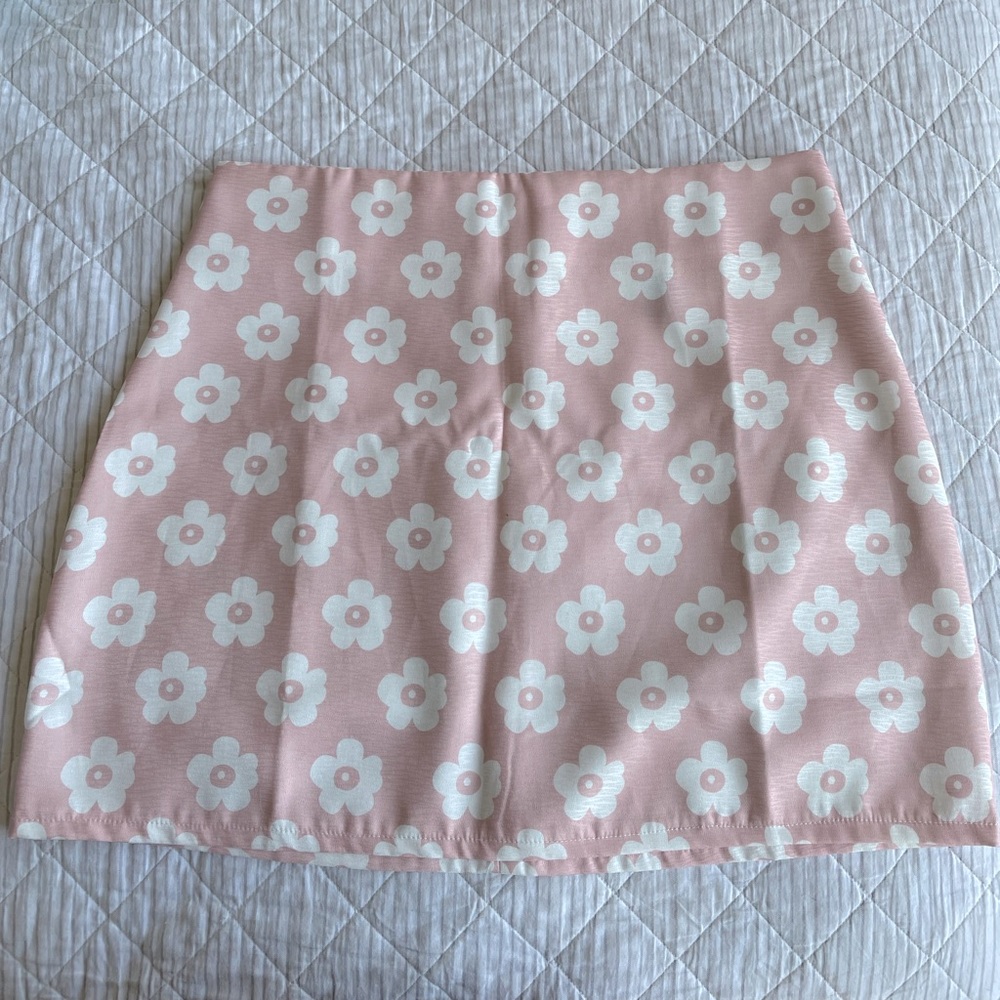 light pink Y2k mini skirt